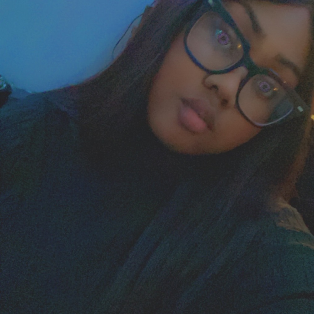 Meet your Posher, Daina